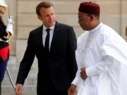 Niger: Mahamadou Yssoufou à Paris, les terroristes à Diffa