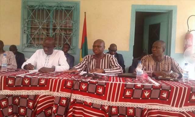 Une délégation conduite par le ministre des Burkinabè de l'extérieur, Paul Robert Tiendrébéogo