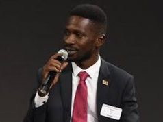 Ouganda: «Que celui qui n’a jamais péché jette la première pierre» à Bobi!