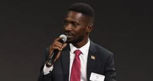 Ouganda: «Que celui qui n’a jamais péché jette la première pierre» à Bobi!