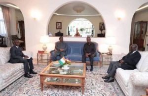 Côte d’Ivoire: le PDCI-RDA quitte le RHDP après une rencontre entre Alassane Ouattara et Konan Bédié