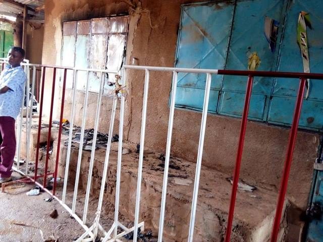 Magasin de pièces détachées ravagé par un incendie au marché de Théâtre populaire de Ouagadougou
