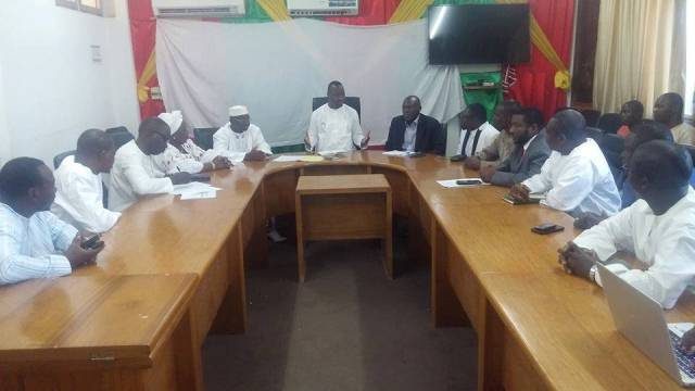Burkina : les distributeurs d’huile alimentaire s’engagent à vider le stock national en souffrance