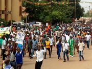 Ouagadougou: une première grande marche-meeting pour «réveiller» un «gouvernement aux abois»