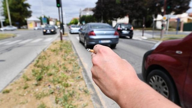 Mégot de cigarette en circulation