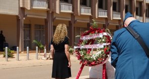 Burkina: la gouverneure du Canada a mélangé Ouaga!