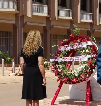 Burkina: la gouverneure du Canada a mélangé Ouaga!