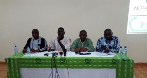 Moustiques OGM: Des OSC dénoncent une «complicité» du gouvernement burkinabè