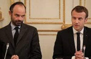 Secret défense: Macron fait des promesses, Philippe refuse la concertation