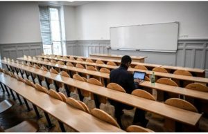 France: le gouvernement veut accueillir 500 000 étudiants étrangers d’ici 2027 (RFI)