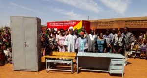 LONAB: don de matériel de plus de 48 millions FCFA à l’école Kamsonghin de Ouaga