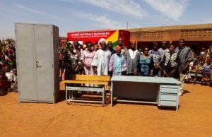 LONAB: don de matériel de plus de 48 millions FCFA à l’école Kamsonghin de Ouaga