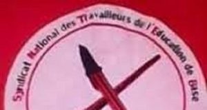 Hausse du coût du carburant: un syndicat appelle à la mobilisation pour la marche du 29 novembre