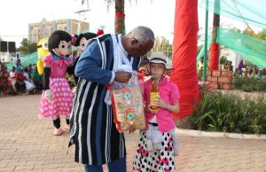 Festivités de fin d’année de la commune de Ouagadougou: Un arbre de Noel pour les enfants défavorisés