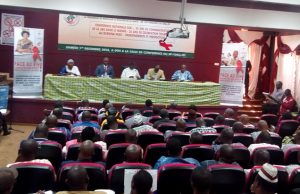 Burkina: « 94 000 personnes vivent avec le VIH» dont 12 000 ignorent leur mal (ministre)