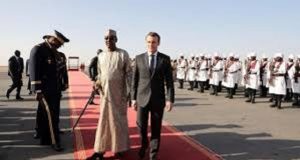 Noël au Sahel: Macron au Tchad, des morts au Burkina et le G5 qui râle!