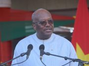 Attaque à l’Est du Burkina: Roch Kaboré ordonne le recrutement de volontaires dans l’armée