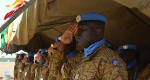 Burkina: l’Armée n’a pas suspendu le déploiement de militaires dans le maintien de la paix