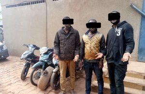 Ouagadougou: 3 présumés «spécialistes dans les vols à la roulotte» aux arrêts