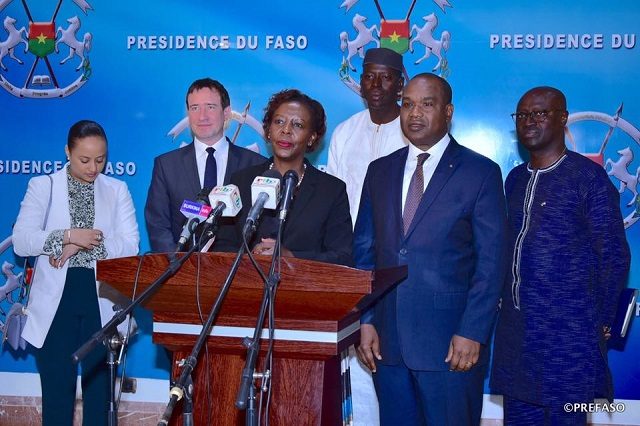 La secrétaire générale de la Francophonie à sa sortie d'audience avec le président du Faso