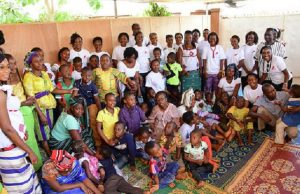 8-Mars: les femmes de Air France célèbrent la journée avec les enfants du centre ABAPE