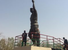 Statue géante de Thomas Sankara: «un pas important» dans la construction du Mémorial