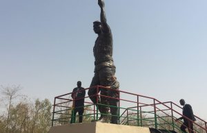 Statue géante de Thomas Sankara: «un pas important» dans la construction du Mémorial