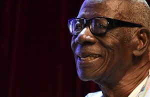 Mort de Bernard Dadié: la bibliothèque part en fumée!