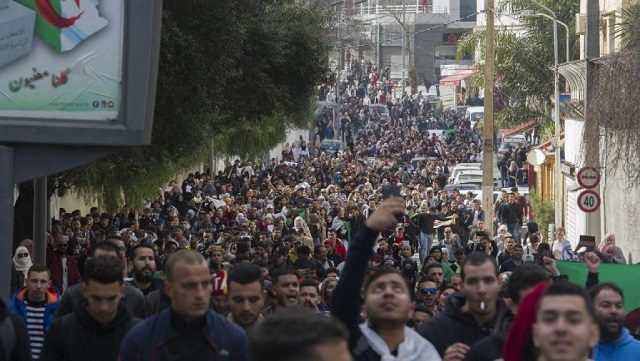 rue contre bouteflika