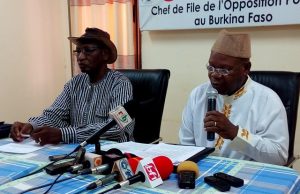 Crise à la Poste Burkina: l’opposition «condamne l’attitude» des manifestants