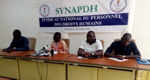 Burkina: un syndicat «doute» de la «capacité» du ministre des Droits humains à «gérer» le département