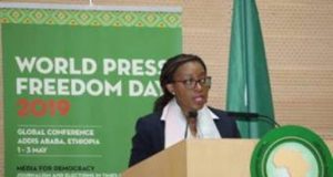 La liberté de la presse est essentielle pour la démocratie et le développement en Afrique, dit Songwe