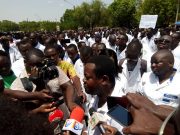 Burkina: des syndicats de la santé interpellent leur ministre