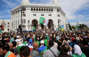 Algérie: présidentielle reportée, incertitudes assurées!