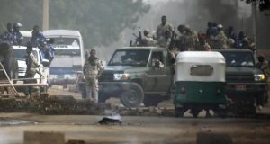 Affrontements armés au Soudan: l’UA appelle les parties « à cesser immédiatement la destruction du pays »