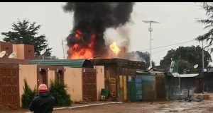 Ouagadougou: un violent incendie cause d’importants dégâts à Karpaala