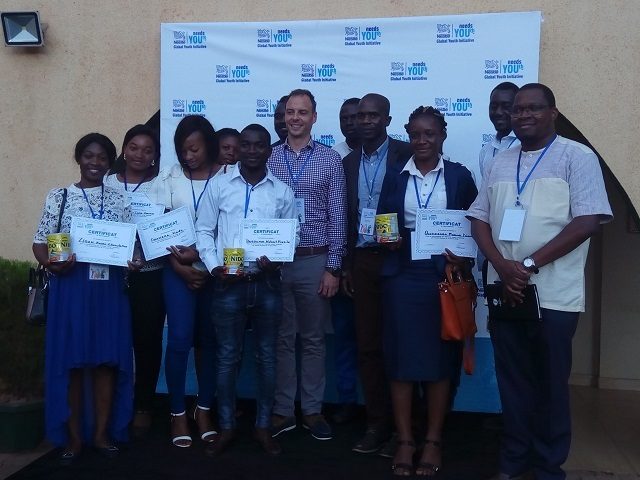 Remise d'attestation à la fin de la formation de Nestlé Burkina