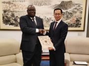 Coopération Burkina-Chine: le nouvel ambassadeur burkinabè remet une copie figurée de ses Lettres de créance