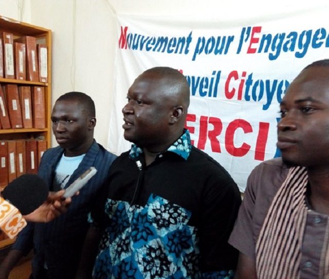 Le président du MERCI Abdoulaye Yogo (aucentre)