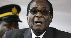 Robert Mugabe: du héros de la libération au despote solitaire