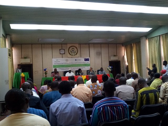 Des participants à l'atelier OCDE
