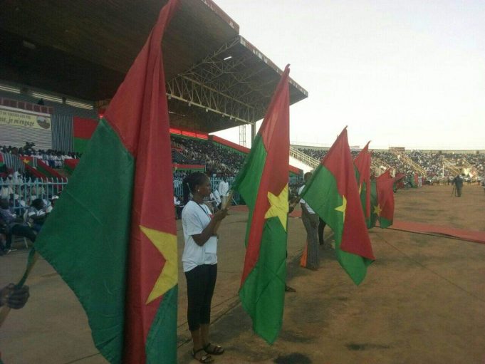 Burkina : des populations galvanisent les FDS au front contre les attaques armées