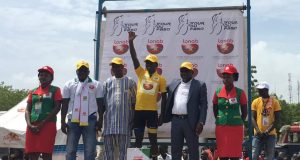 Tour du Faso 2019: le maillot jaune désormais sur les épaules du Rwandais Moïse Mugisha
