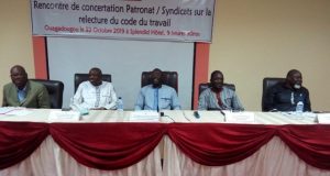 Burkina: le patronat et les syndicats annoncent des travaux pour relire le Code du travail