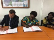 Burkina: La France signe une convention avec l’UAOD pour une délivrance de CNIB à des femmes et jeunes