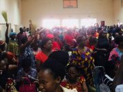 Burkina: des «amazones» appellent Roch Kaboré à «prendre ses responsabilités»