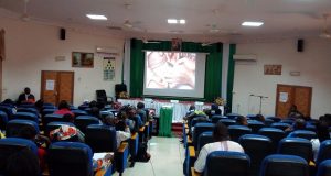 Excision et mariages précoces au Burkina: des journalistes et communicateurs sensibilisés