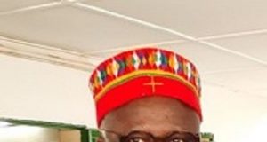 Ouagadougou: le maire central intronisé chef de son village