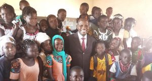 Burkina: « 2 578 salles de classes » construites, en 4 ans, pour la résorption des classes sous-paillotes