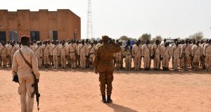Burkina: le président Damiba nomme des officiers dans des fonctions de l’Armée